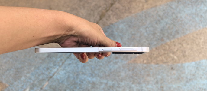 Samsung Galaxy A57 lateral