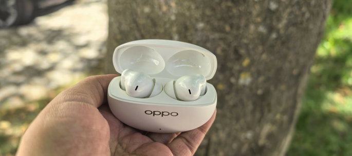 OPPO Enco Air5 Pro abertos