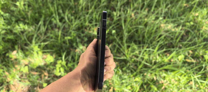 OPPO Reno 16 Pro espessura