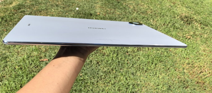Huawei MatePad Pro Max espessura