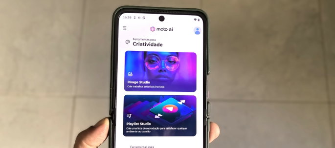 Motorola Razr 70 Plus Moto IA