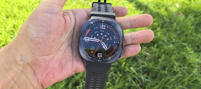 Samsung galaxy Watch Ultra 2 mostrador