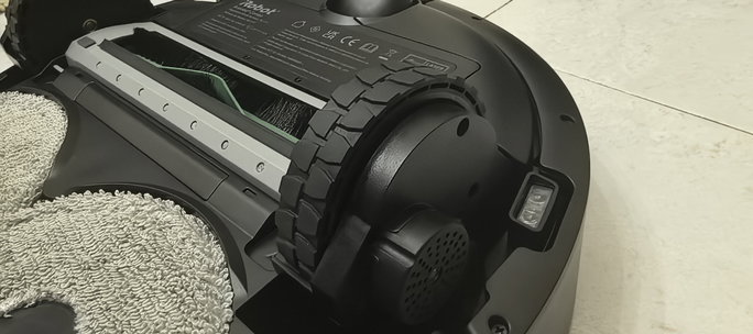 iRobot Roomba 575 Plus roda