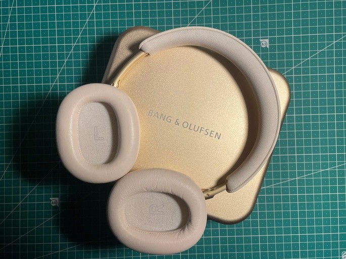 Bang & Olufsen Beoplay H95