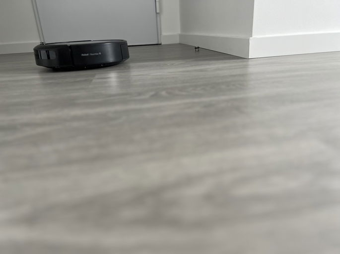iRobot Roomba i5