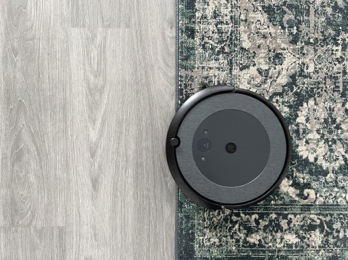iRobot Roomba i5