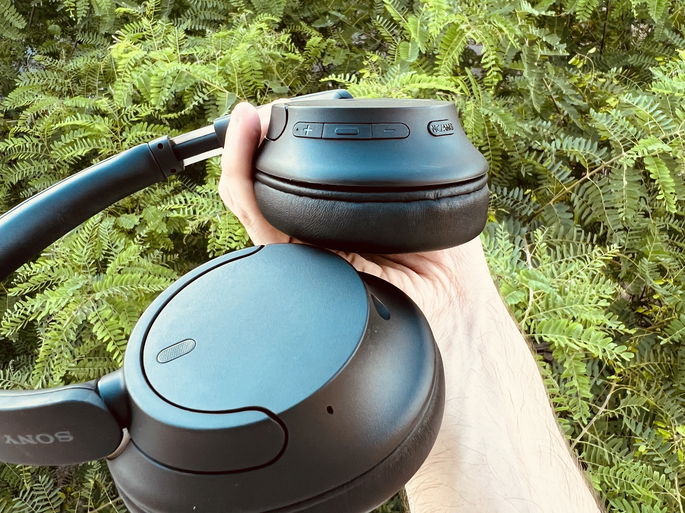 Sony CH-720N