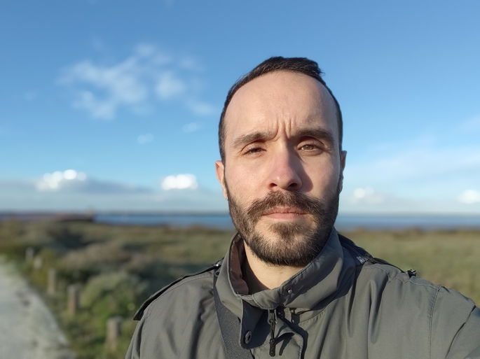 Frontal, modo retrato