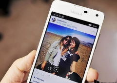 Utilizadores do Instagram lançam petição para que o seu feed não seja alterado