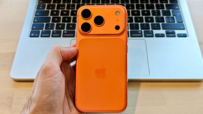 Voltei ao iPhone 17 Pro: por que vende tanto a versão laranja?