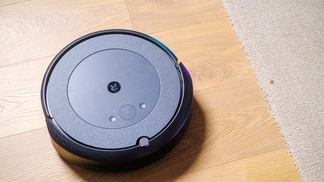 iRobot Roomba i3