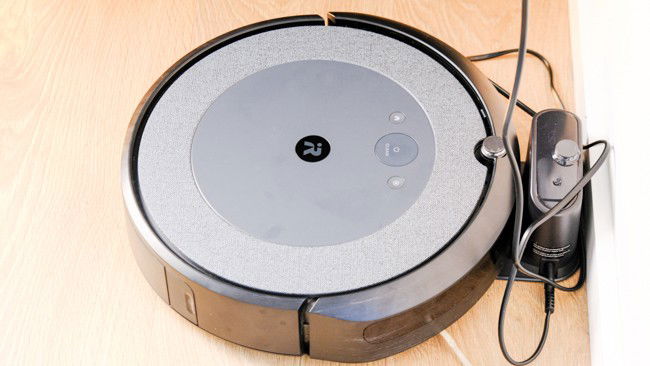 iRobot Roomba i3
