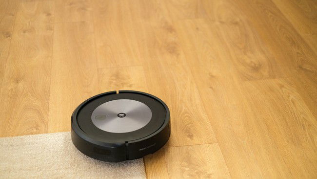 iRobot Roomba J7+