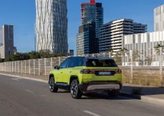 Jeep Compass ganha nova versão e já sabemos o preço para Portugal