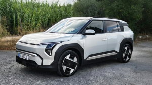 Conduzi o Kia EV3: carro elétrico com boa autonomia para toda a família