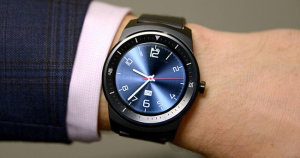 DEAL ALERT: Andas de olho num smartwatch? Esta promoção é para ti