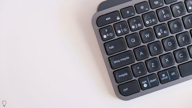 teclado Logitech MX Keys