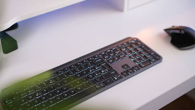 teclado Logitech MX Keys
