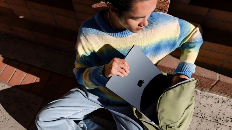 MacBook mais barato de sempre chegará mais cedo do que pensavas