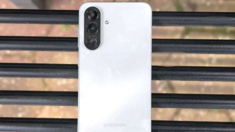 Conhece os smartphones que estão a conquistar o mundo esta semana