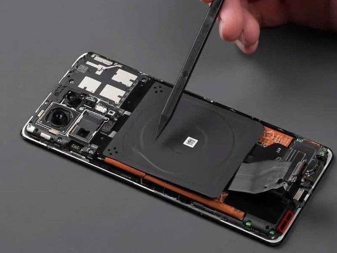 O interior do Xiaomi Mi MIX 4