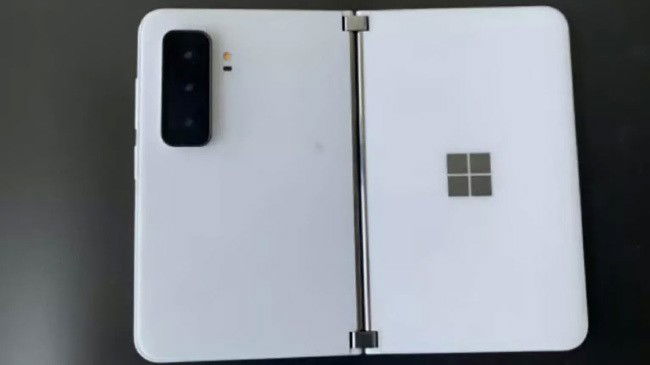 Microsoft Surface Duo 2