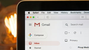 Milhares de emails por ler? Este método limpa o Gmail mais rápido do que pensas