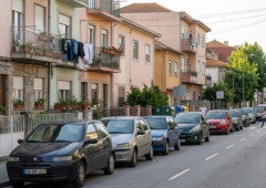 Milhares de portugueses estacionam assim sem saber que dá multa até 150€
