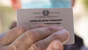 Cartão de Antigo Combatente dá mais vantagens do que pensas