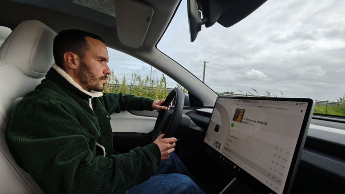 Tesla Model Y Premium