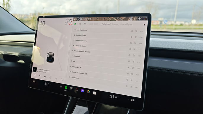 Tesla Model Y Premium