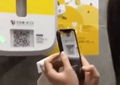 Na China, tens de ver publicidade para ter papel numa casa de banho pública (vídeo)