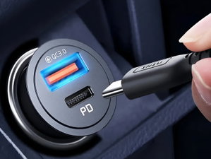Não deixes fugir este carregador de smartphone para o carro por menos de 10 €