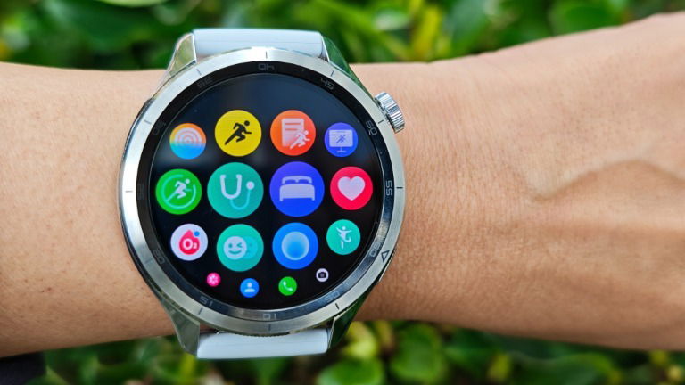 Não percas: 4 smartwatches testados e aprovados ainda a preço Black Friday