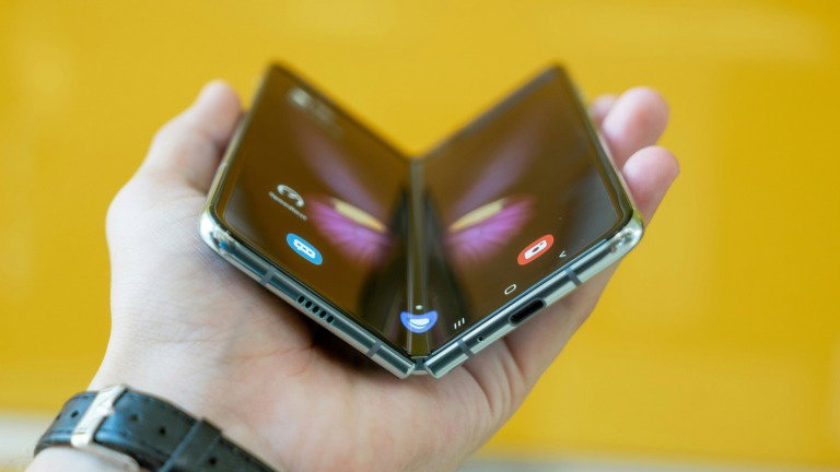 Esquece os novos Galaxy Z: Samsung, Xiaomi, Motorola e HONOR têm dobráveis incríveis