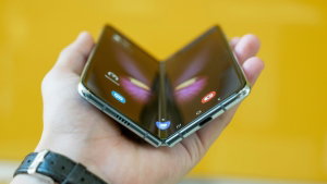 Esquece os novos Galaxy Z: Samsung, Xiaomi, Motorola e HONOR têm dobráveis incríveis