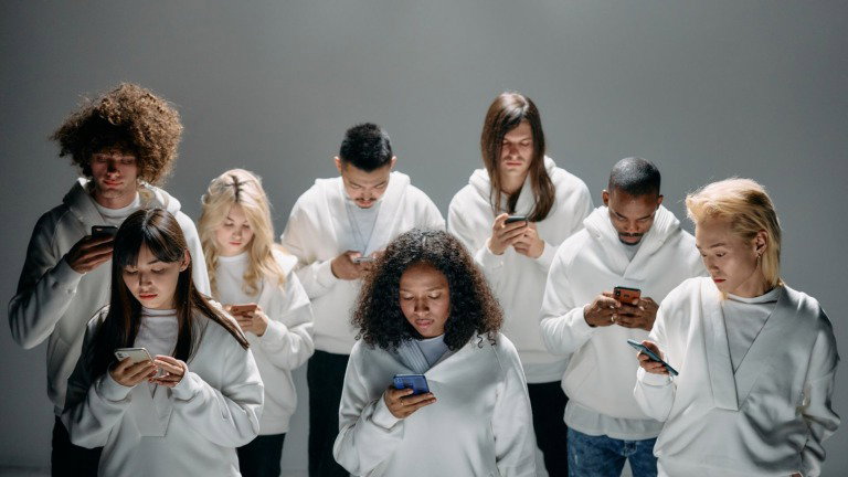 Não queres Digi? NOS, MEO e Vodafone: a guerra dos tarifários móveis 5G ilimitados