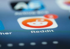 Ninguém escapa! A União Europeia vai intervir no ChatGPT, Roblox e Reddit