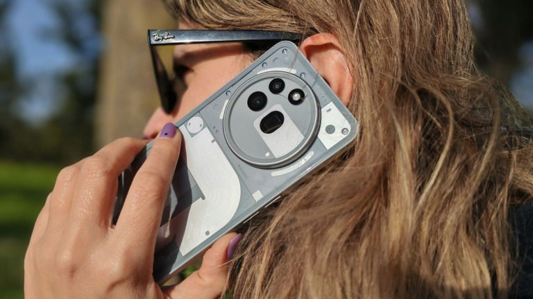 Nothing acabou de provocar a Apple no anúncio do novo telemóvel