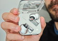 Nothing Ear (3) review: fones sem fios com botão 'mágico' na caixa