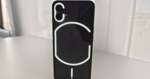 Nothing Phone (1): 9 meses depois ainda vale a pena?