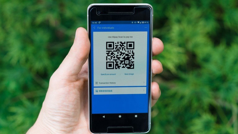 Nova fraude com códigos QR dispara em Portugal: basta apontar o telemóvel
