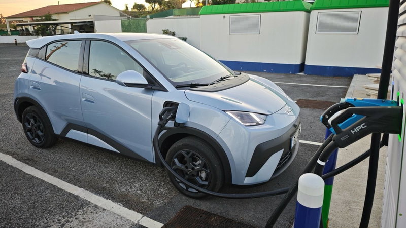 Novo apoio à compra de carros elétricos em Portugal, mas há um teto para o preço