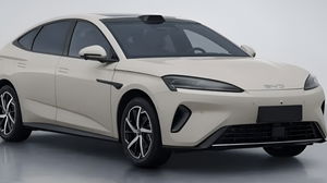 Novo elétrico da BYD na China impressiona com tecnologia de ponta e estilo arrojado
