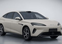 Novo elétrico da BYD na China impressiona com tecnologia de ponta e estilo arrojado