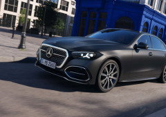 Novo Mercedes Classe C chega com uma surpresa debaixo do capô