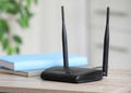 O botão do router que nunca usas e que resolve metade dos problemas de internet