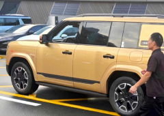 O "bruto" carro da BYD que foi apanhado em imagens pré-lançamento