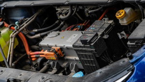 O calor extremo pode encurtar a vida desta peça do teu carro. Eis o porquê