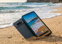 O erro comum na praia que destrói o teu telemóvel (e não é a água)